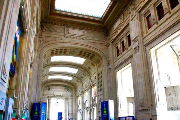 ミラノ中央駅完全ガイド　列車でアクセス
